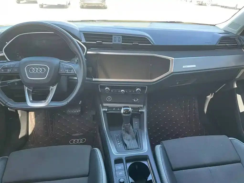 Audi Q3 — фото 2