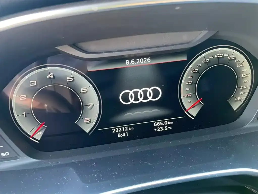 Audi Q3 — фото 3