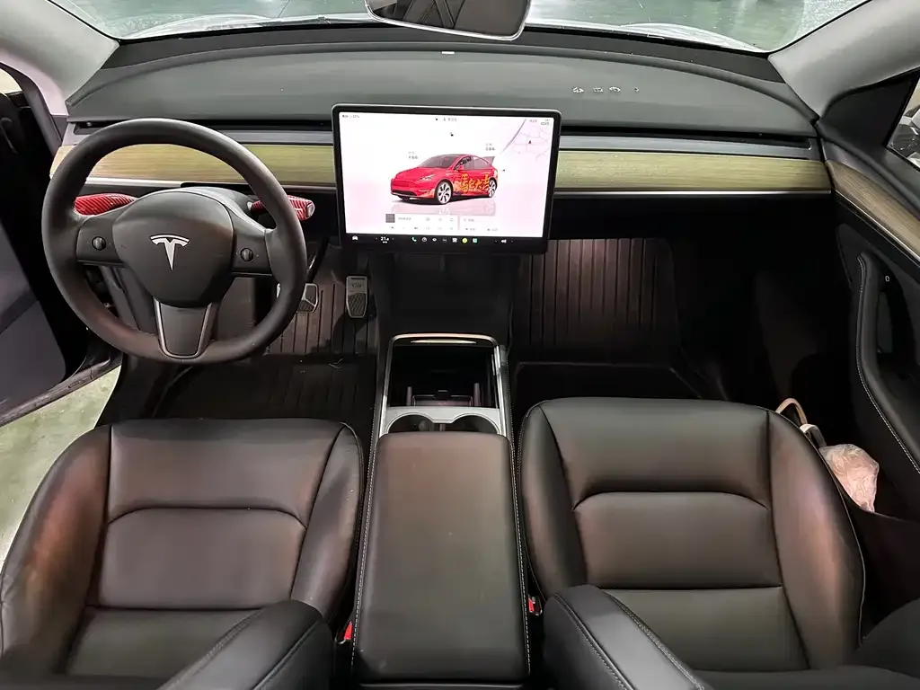 Tesla Model 3 — фото 3