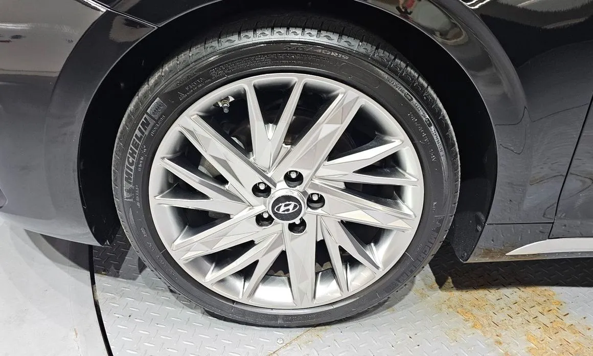 Hyundai Grandeur 2023 из KR, фото 5