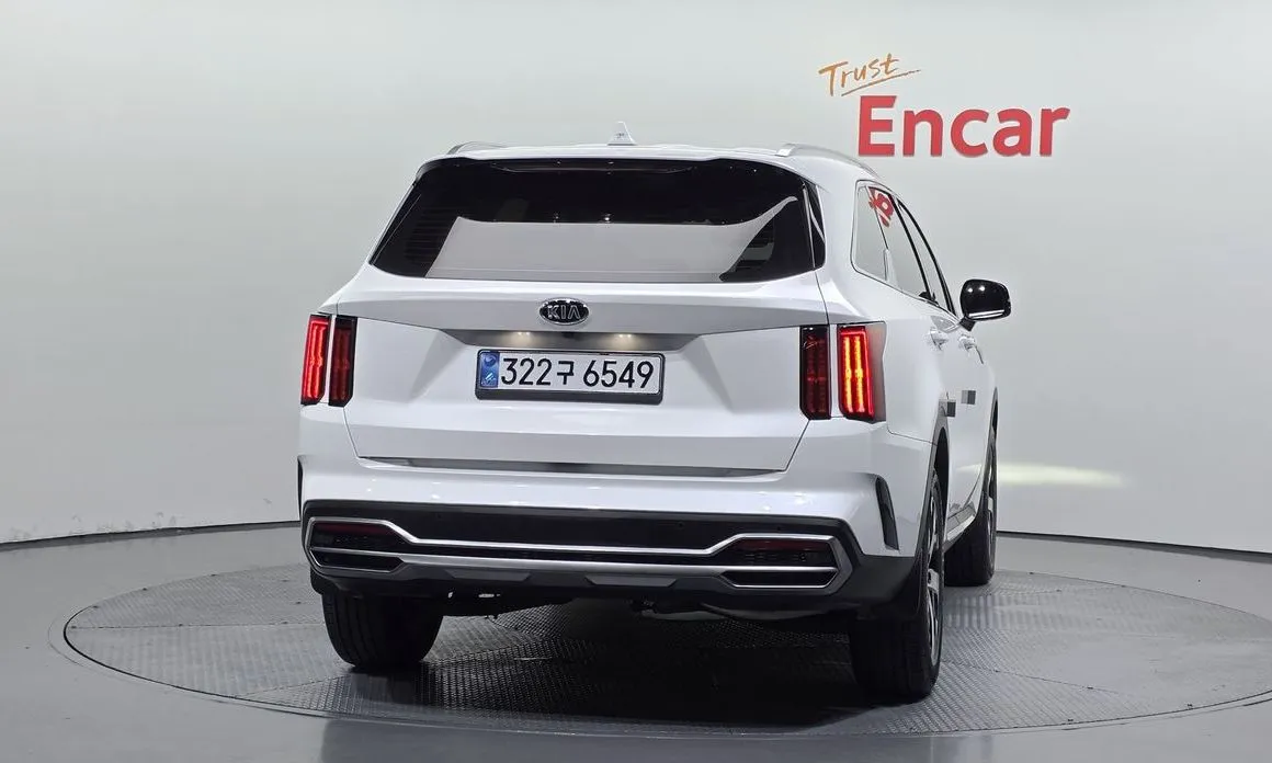 Kia Sorento — фото 4