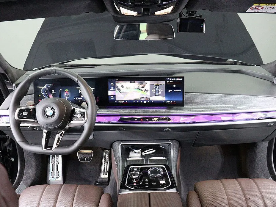 BMW 7-Series 2023 из KR, фото 10