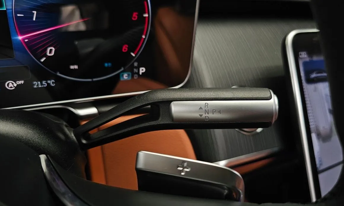 Mercedes-Benz S-Class 2025 из KR, фото 5