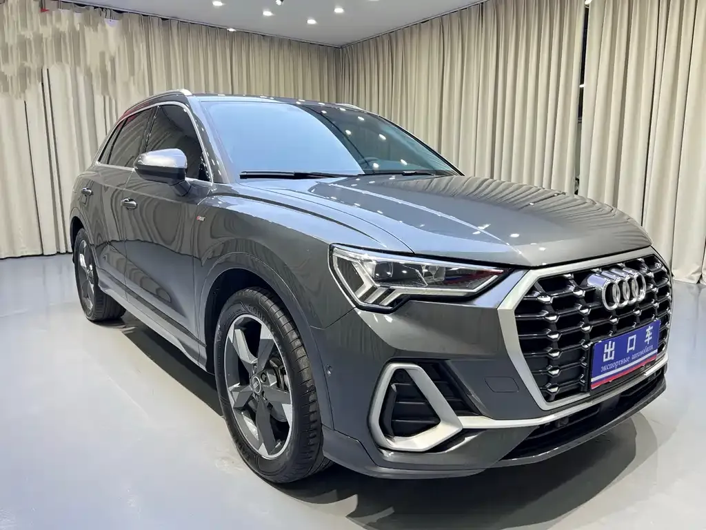 Audi Q3 — фото 10