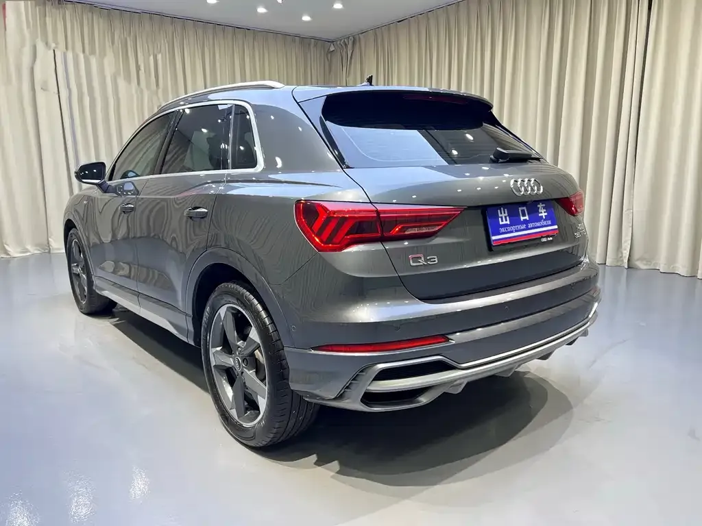 Audi Q3 — фото 6