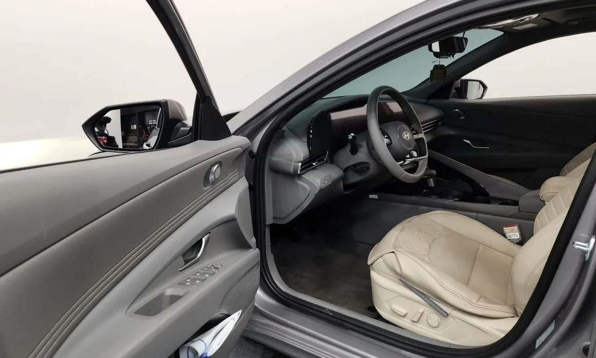 Hyundai AVANTE 2026 из KR, фото 2