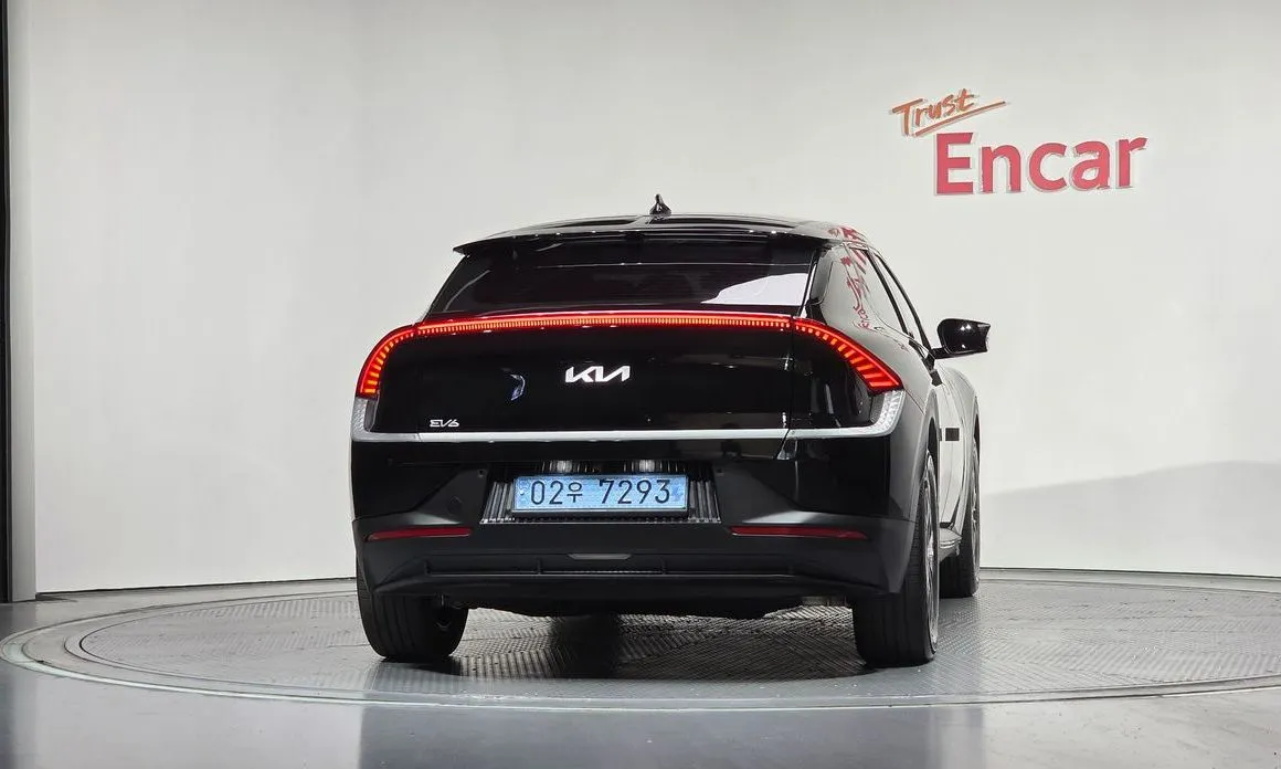 Kia EV6 — фото 7