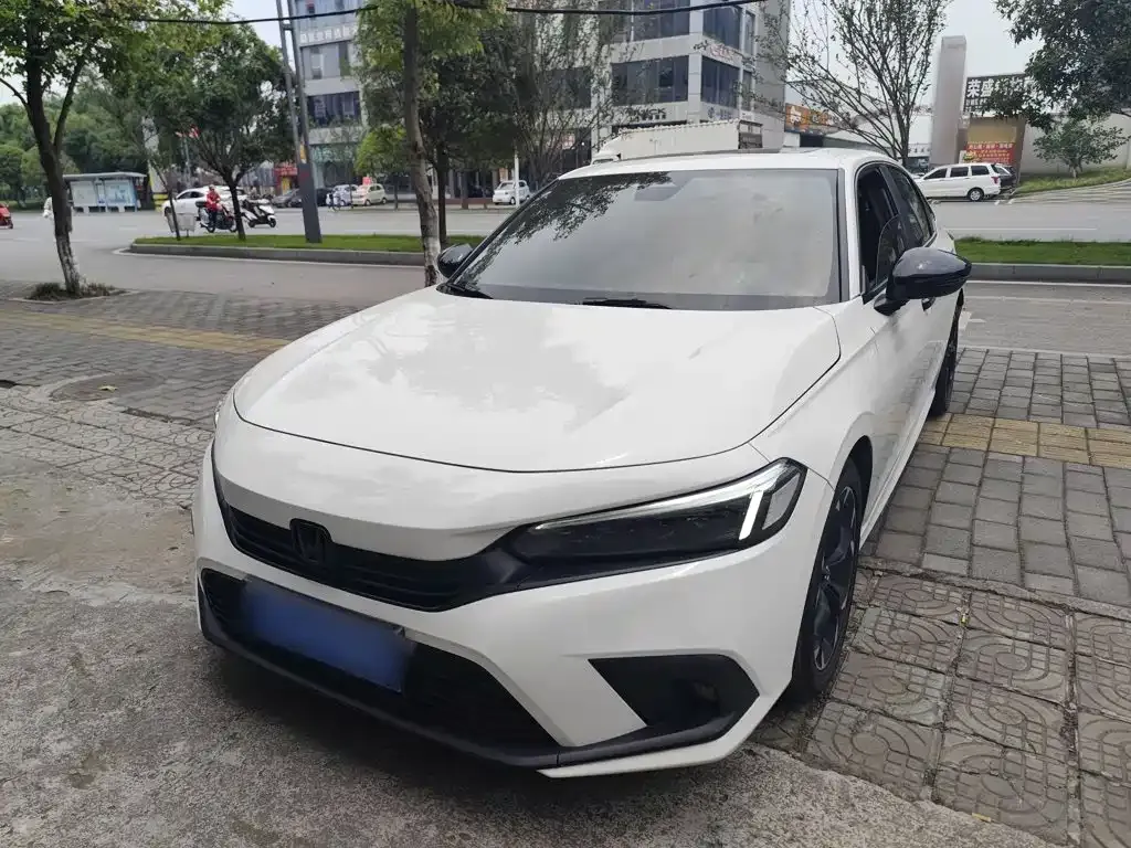 Honda Civic — фото 1