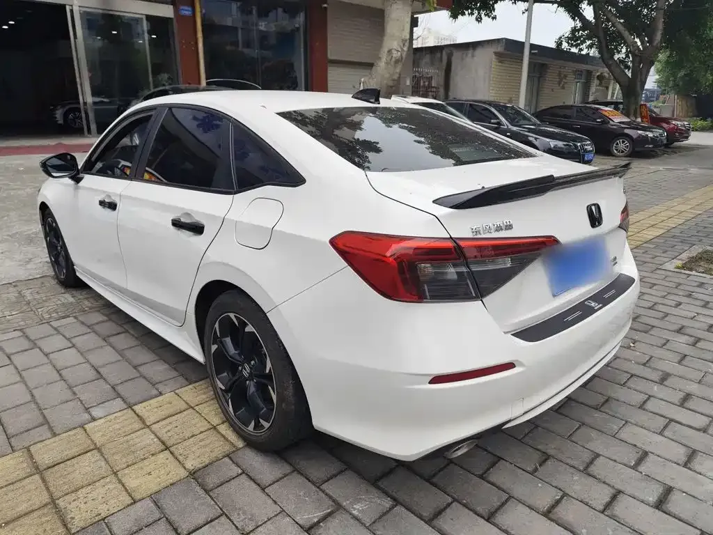 Honda Civic — фото 8