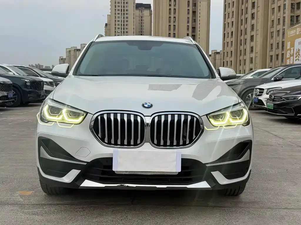 BMW X1 — фото 2