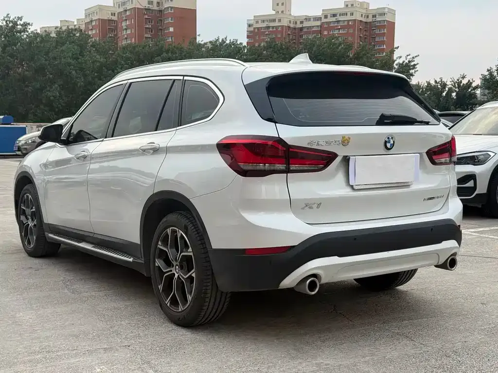 BMW X1 — фото 4