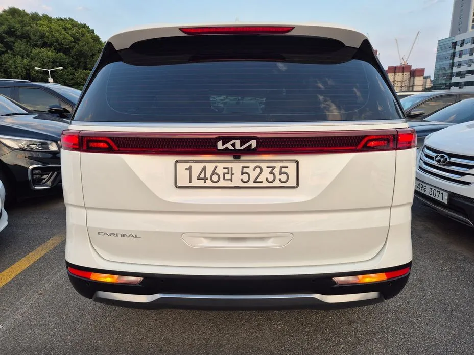 Kia Carnival — фото 2