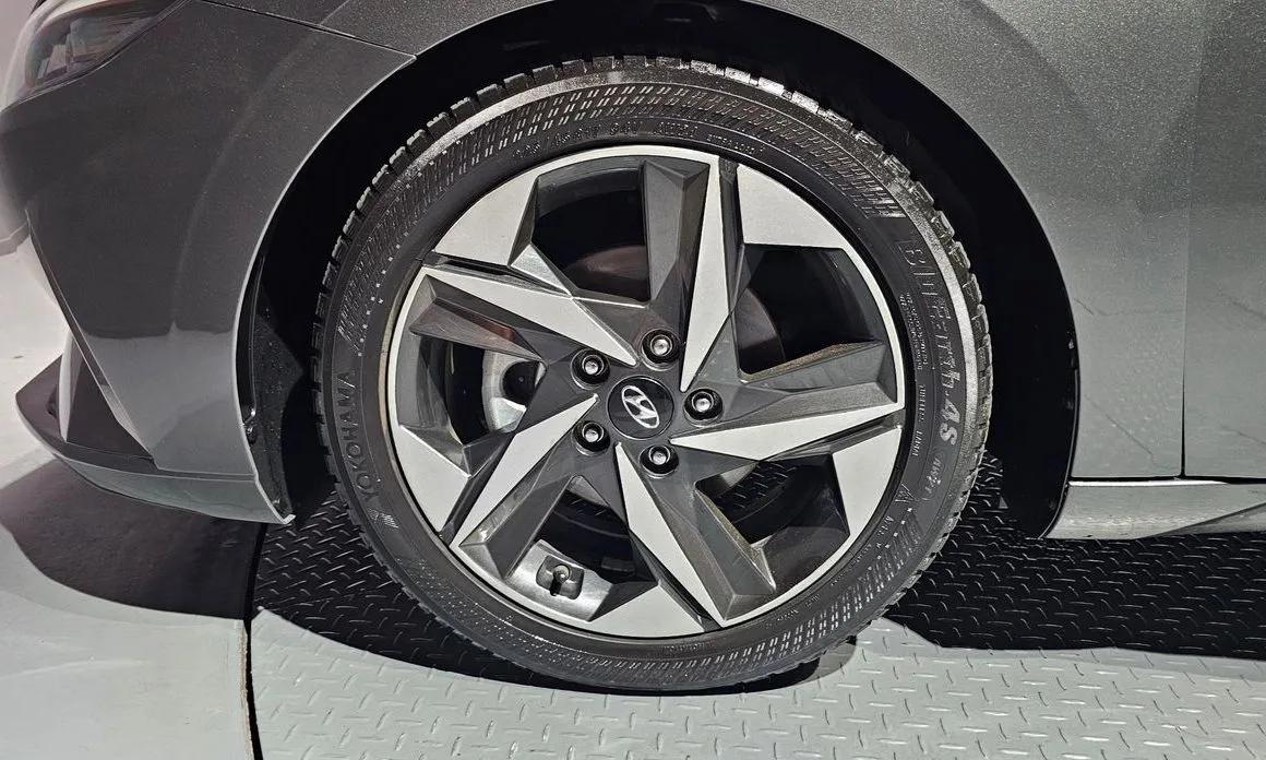 Hyundai AVANTE 2021 из KR, фото 10