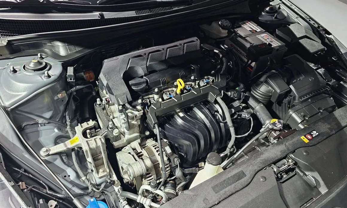 Hyundai AVANTE 2021 из KR, фото 3