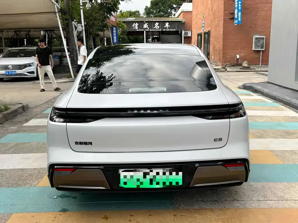 Geely Galaxy E8 2024 из CN, фото 4
