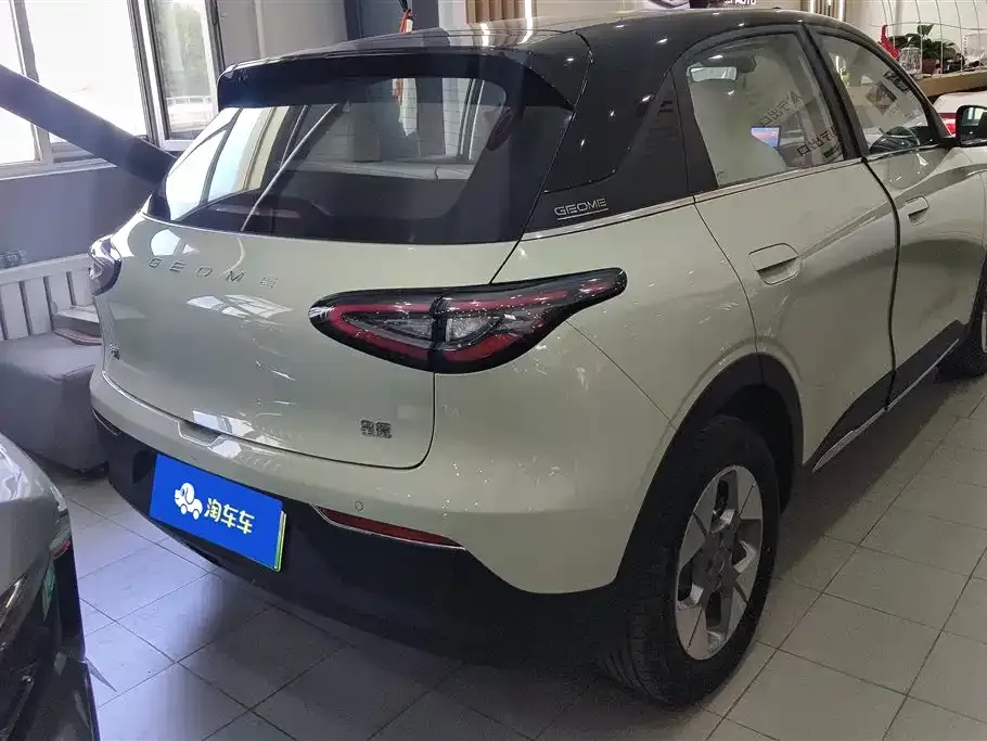Geely Starburst — фото 7