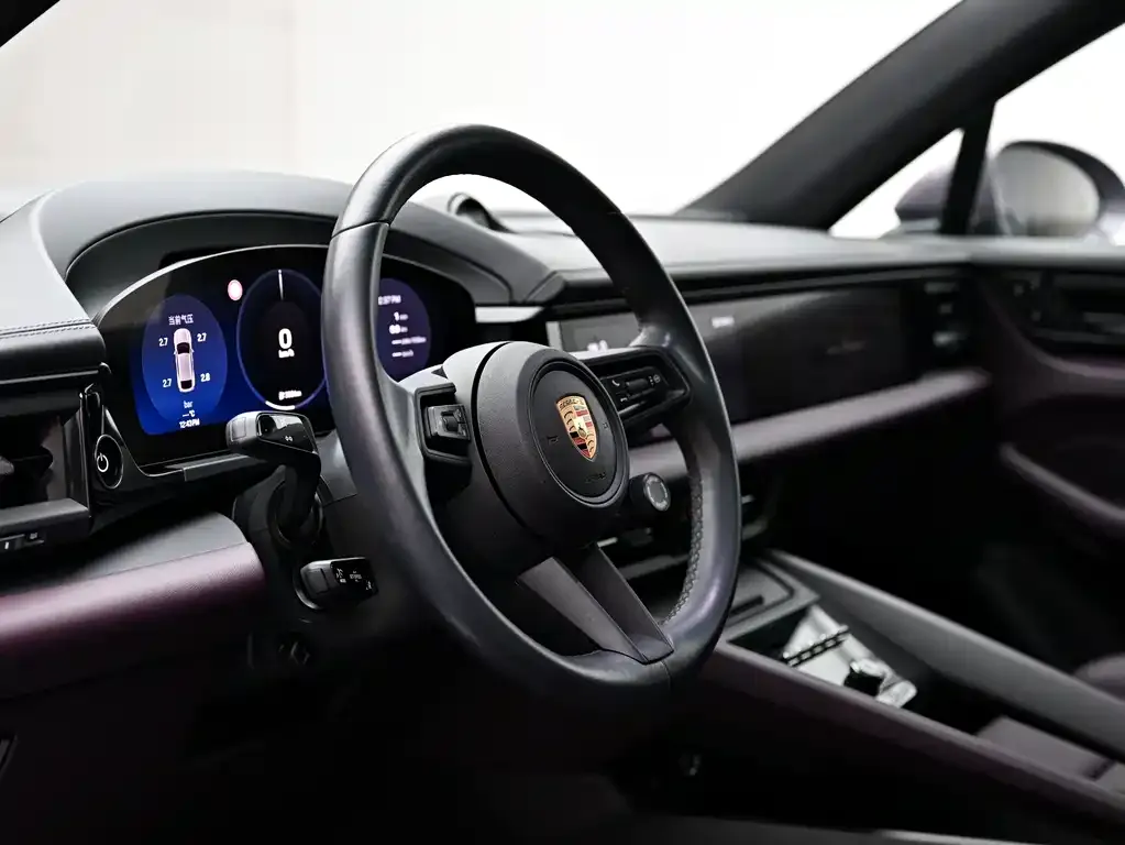 Porsche Macan EV — фото 6