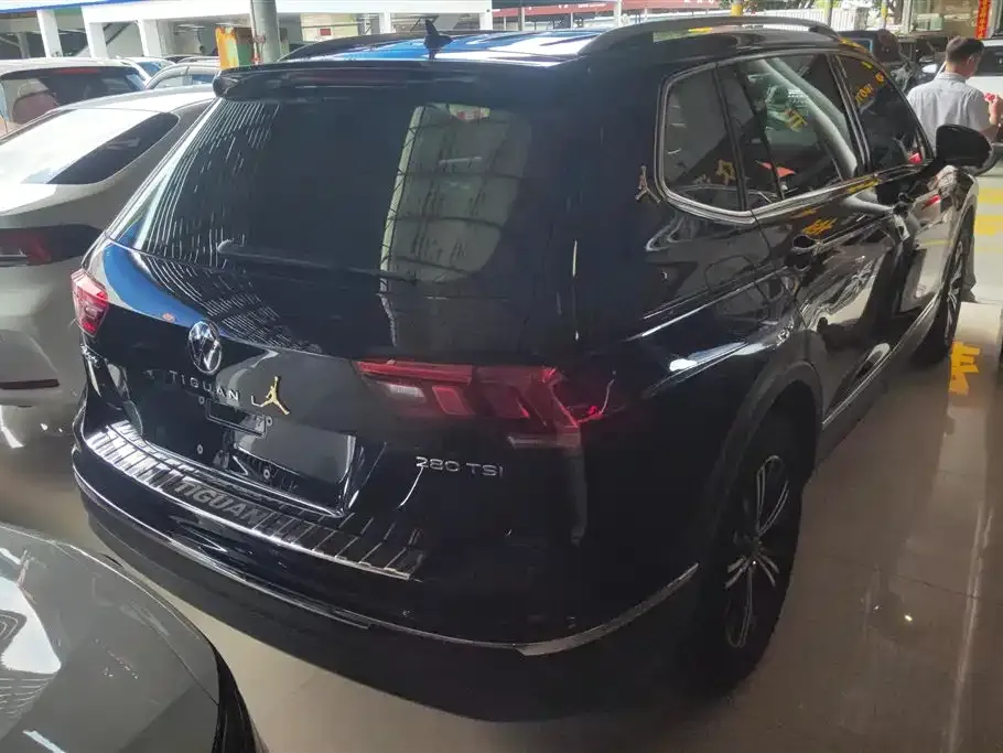 Volkswagen Tiguan L 2021 из CN, фото 8