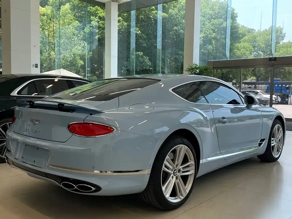 Bentley Continental — фото 6