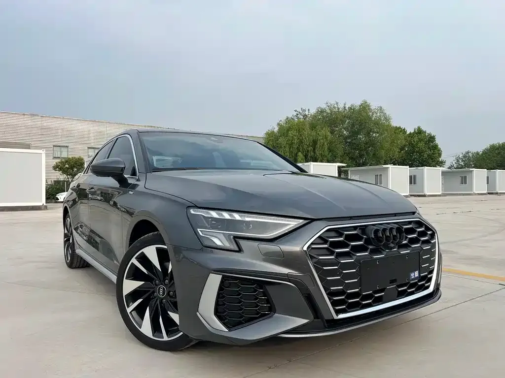 Audi A3 — фото 2