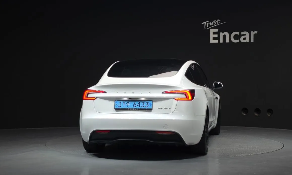 Tesla Model 3 — фото 6