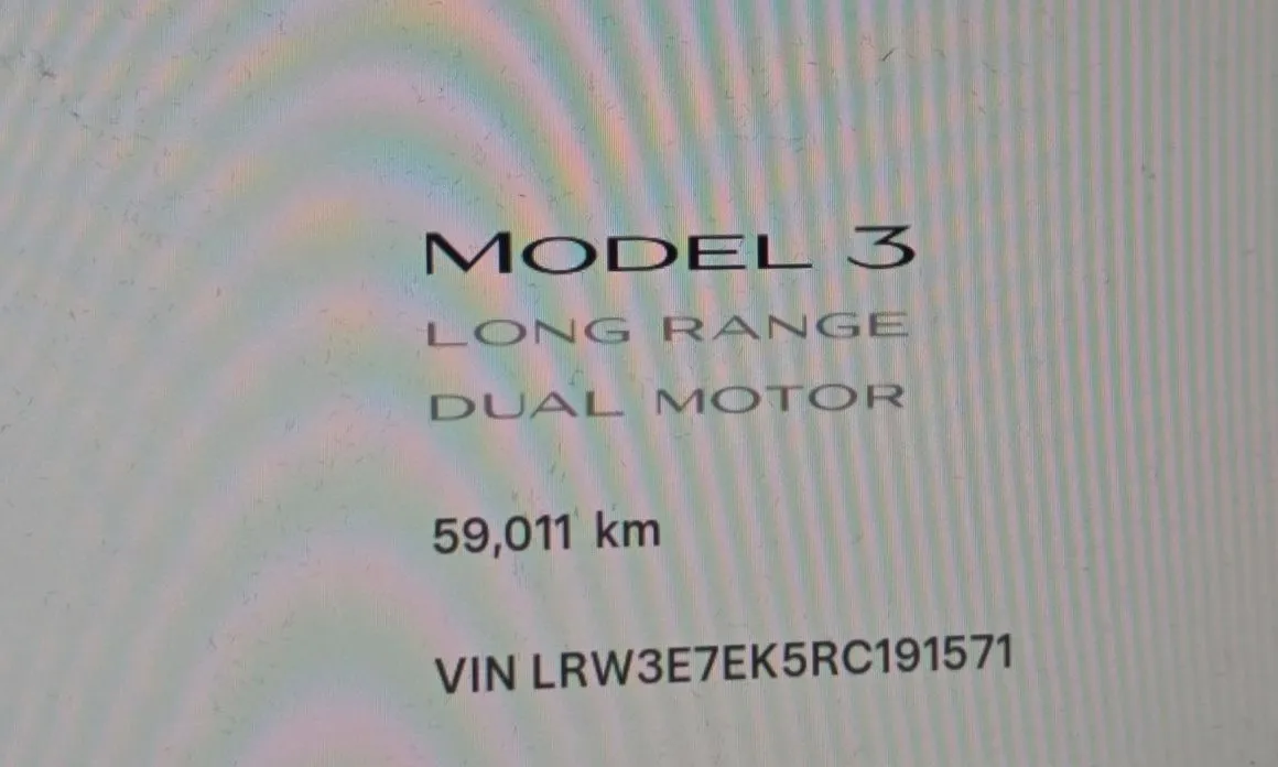 Tesla Model 3 — фото 3