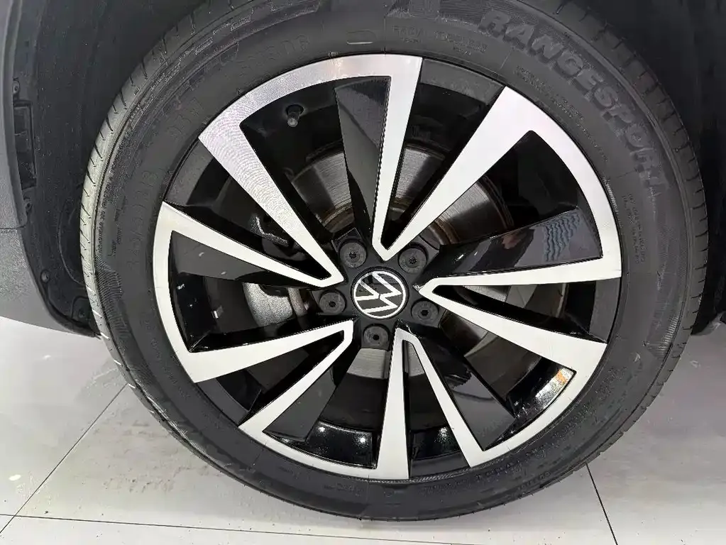 Volkswagen Tharu 2022 из CN, фото 8