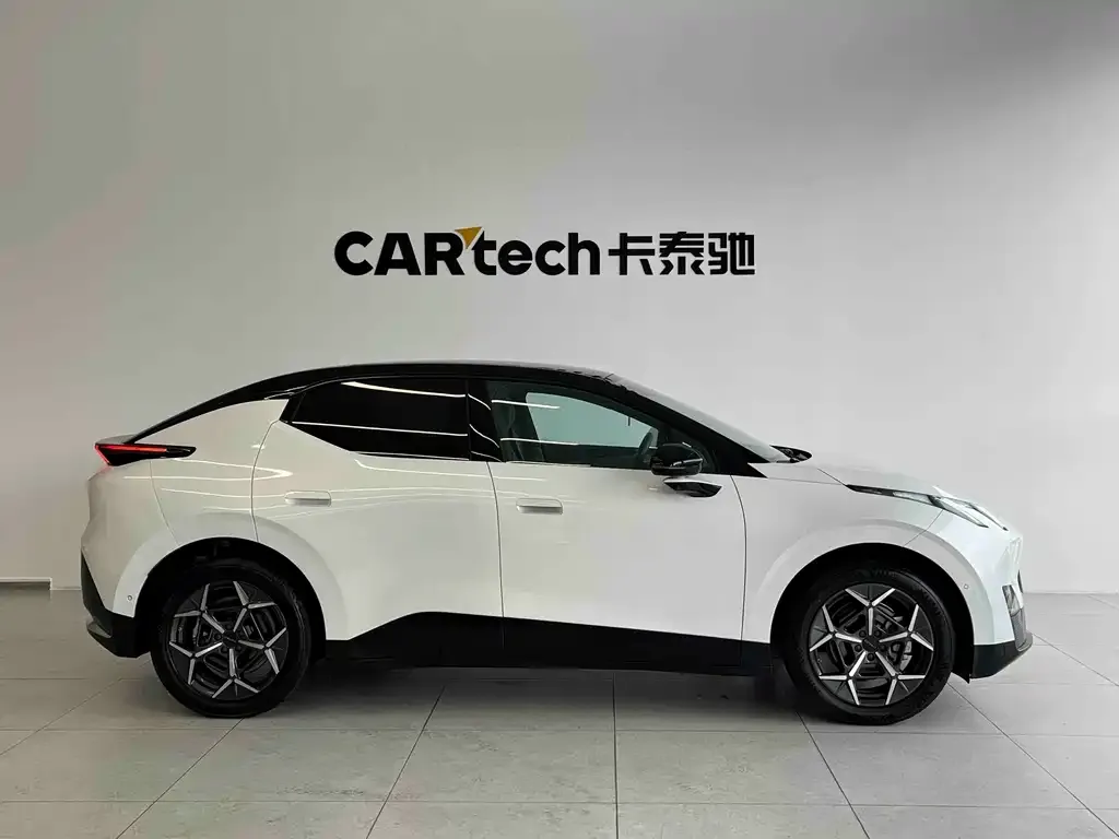 Lynk & Co Z20 2025 из CN, фото 4