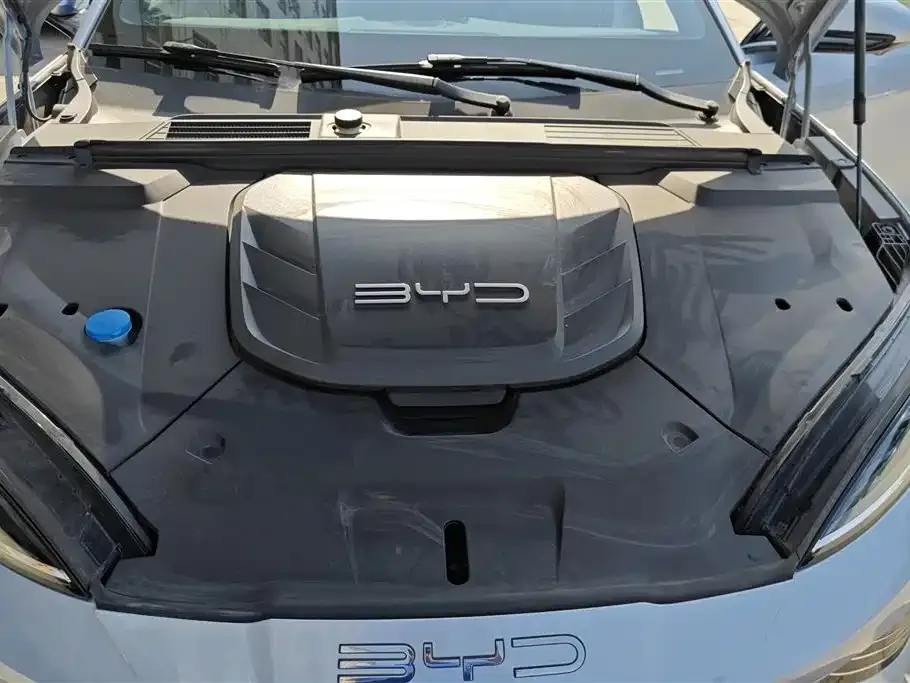 BYD Seal — фото 4