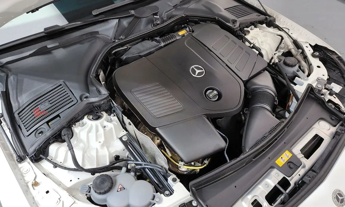 Mercedes-Benz C-Class 2025 из KR, фото 10