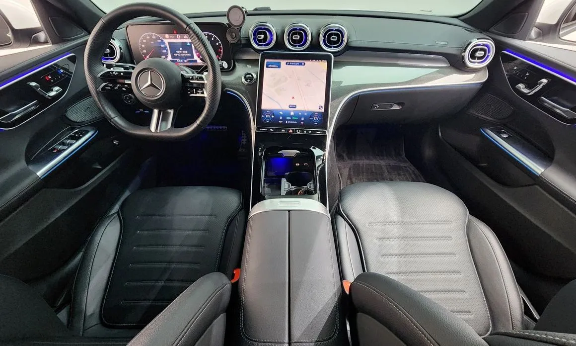 Mercedes-Benz C-Class 2025 из KR, фото 8