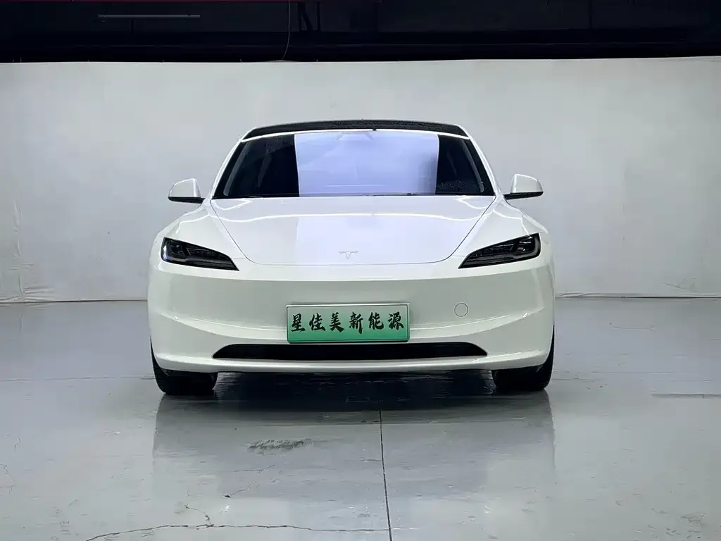 Tesla Model 3 — фото 2