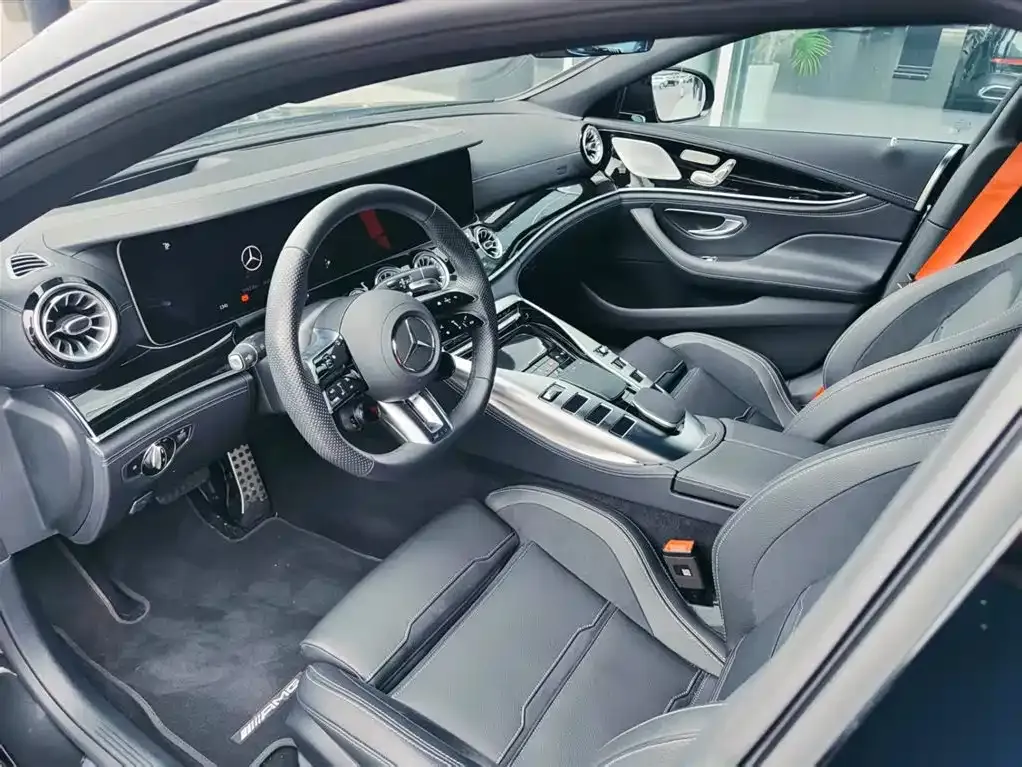 Mercedes-Benz AMG GT — фото 3