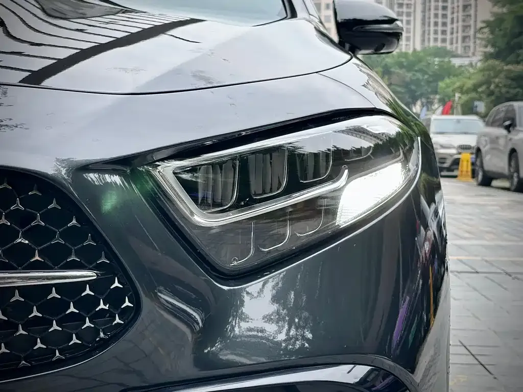 Mercedes-Benz CLS — фото 7