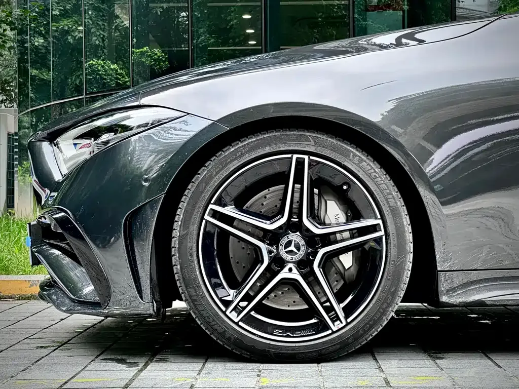 Mercedes-Benz CLS — фото 6