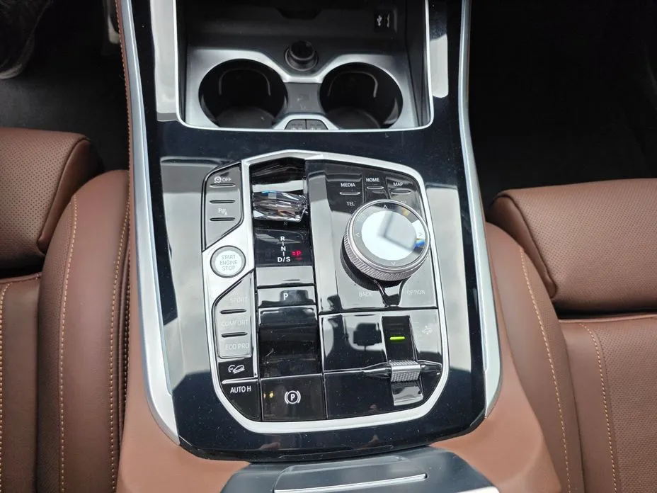 BMW X5 2025 из KR, фото 2