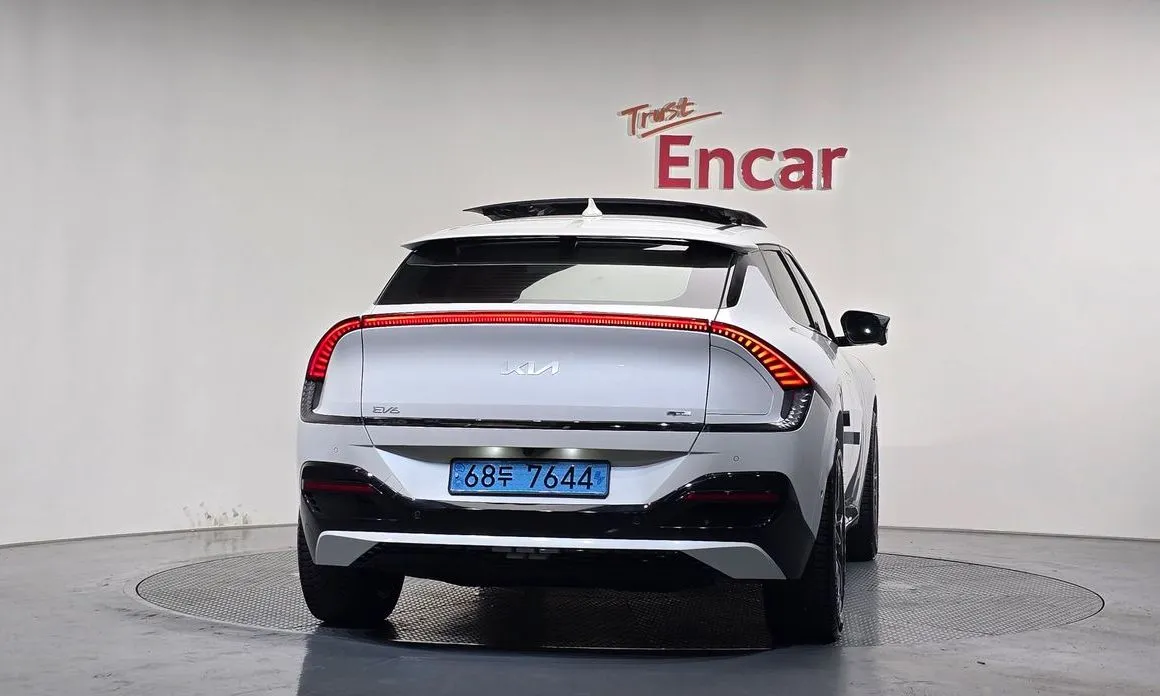 Kia EV6 — фото 6