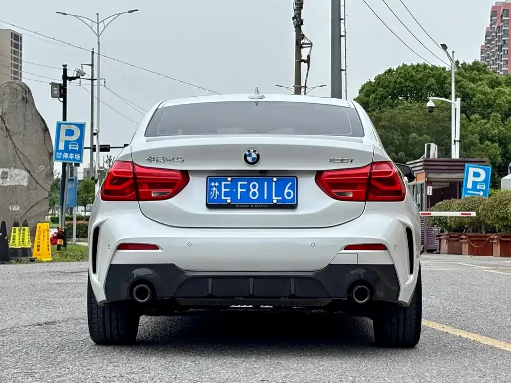 BMW 1 Series 2021 из CN, фото 9