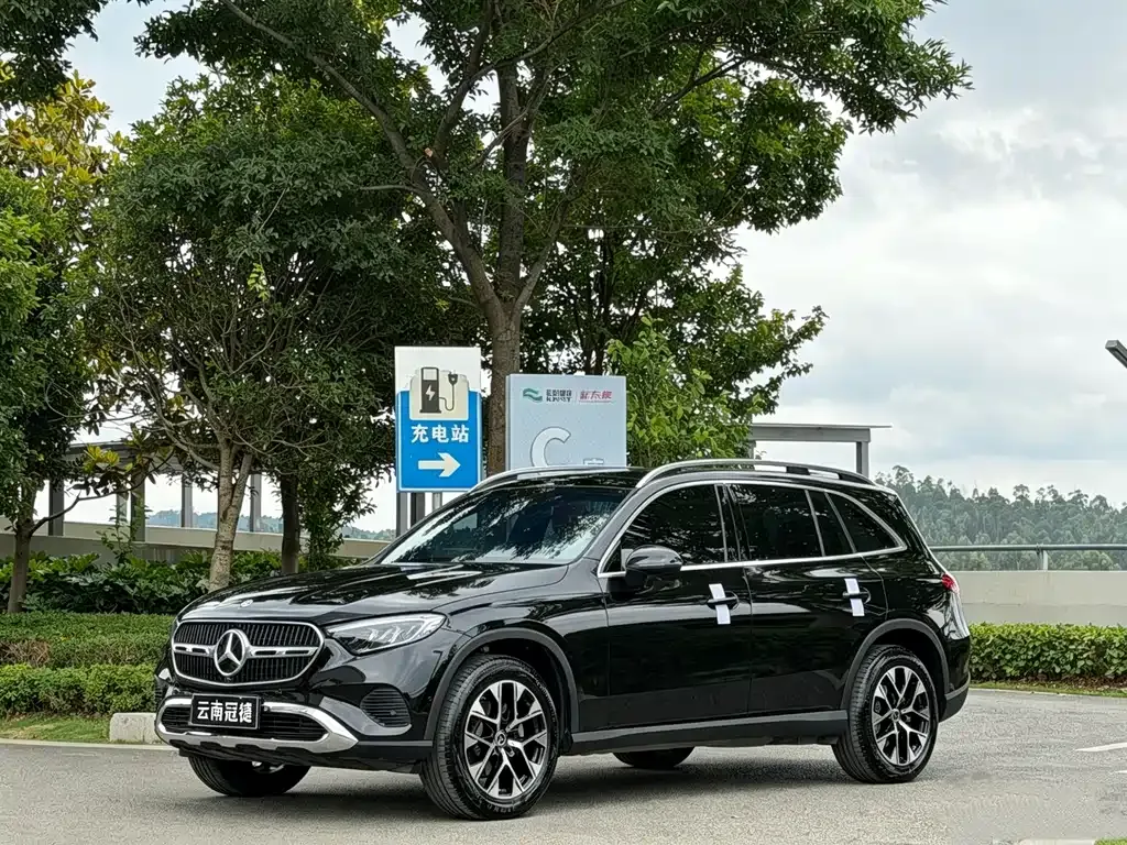 Mercedes-Benz GLC — фото 1