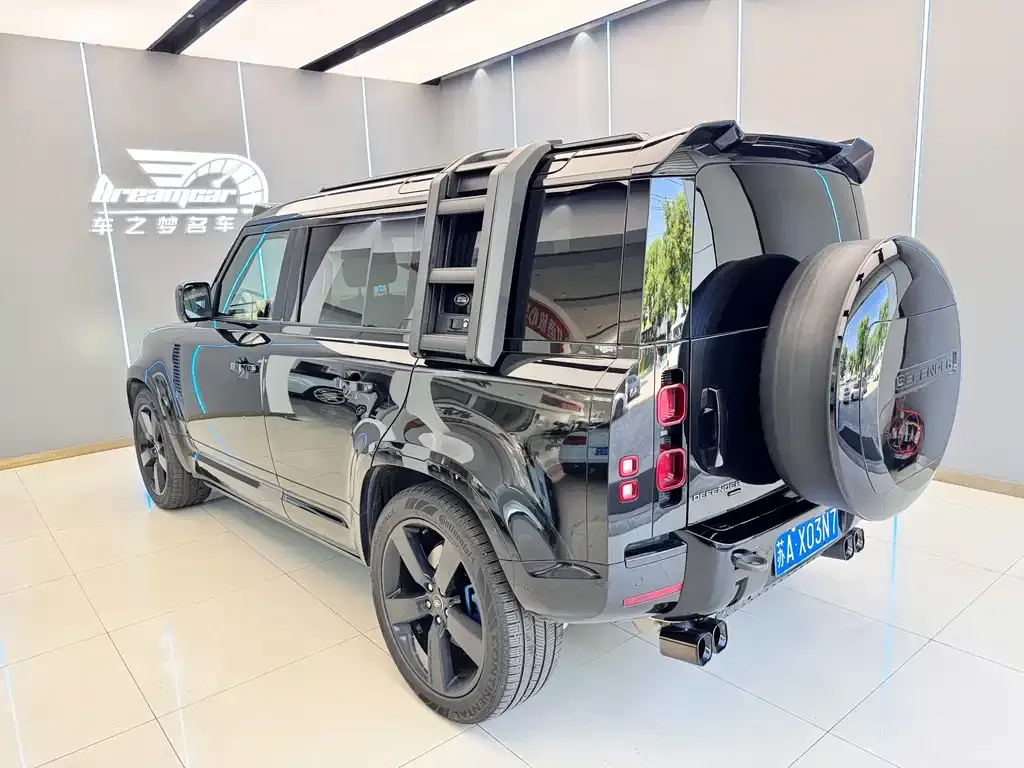 Land Rover Defender — фото 4