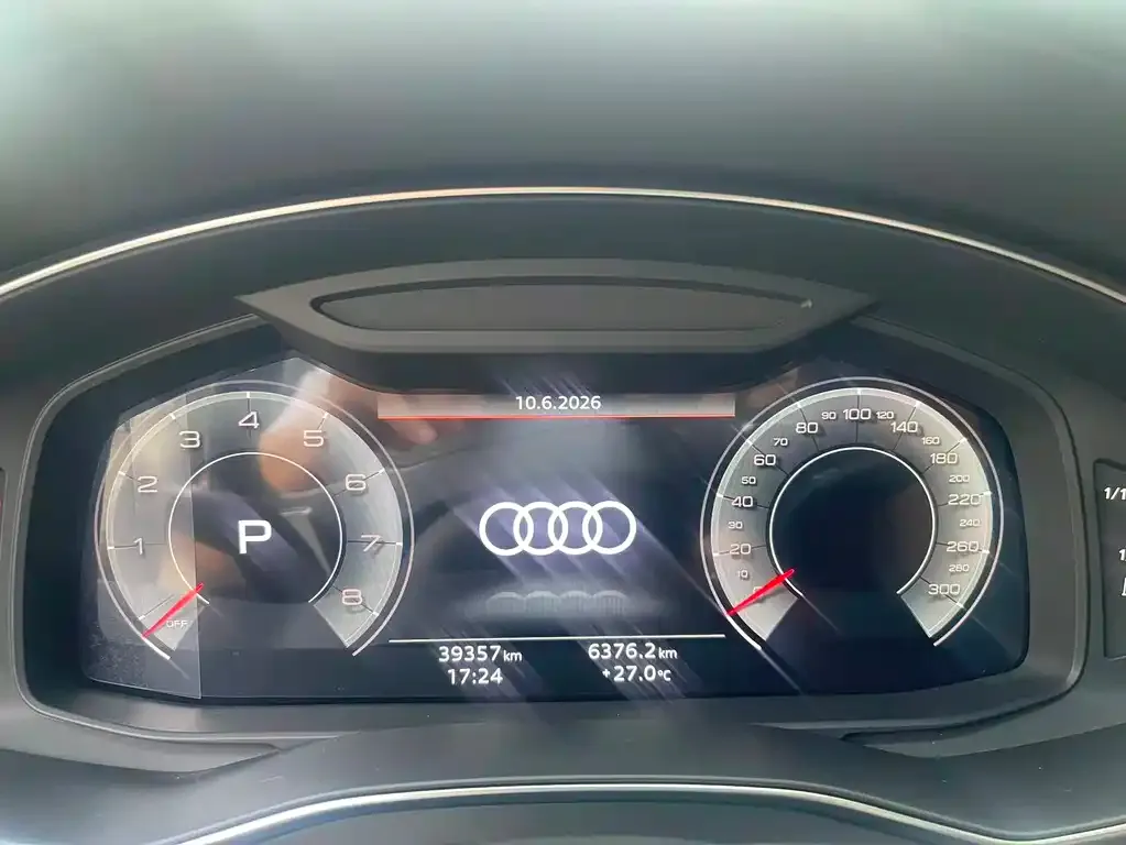 Audi A7L — фото 2
