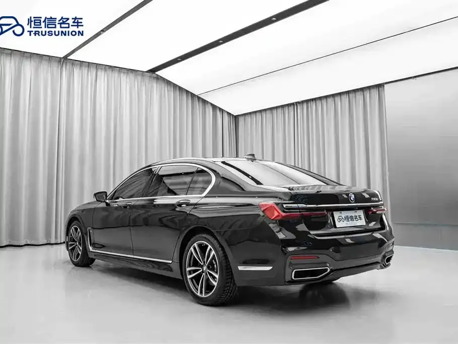 BMW 7 Series 2021 из CN, фото 10
