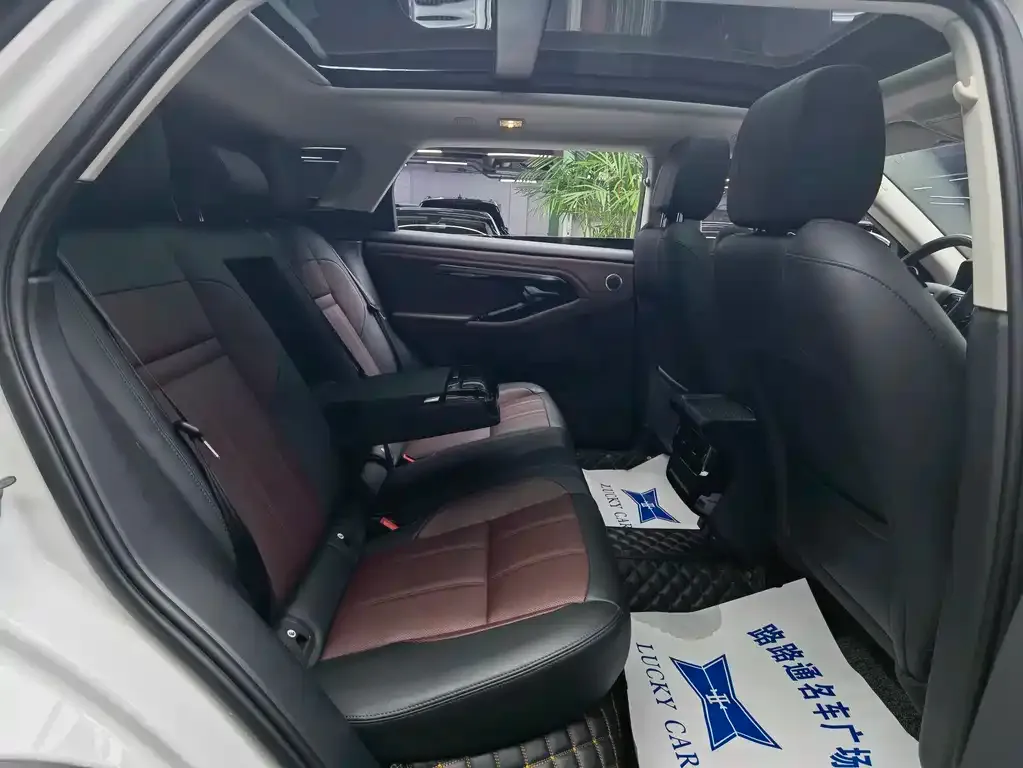 Land Rover Evoque — фото 4