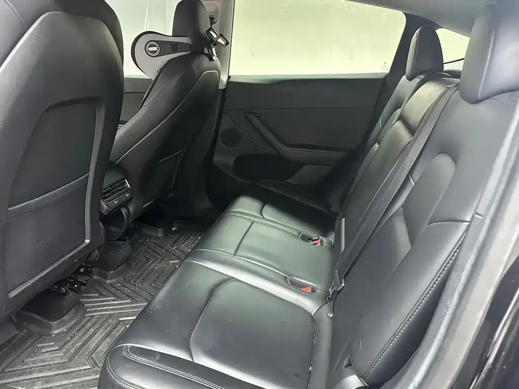 Tesla Model Y 2022 из CN, фото 9