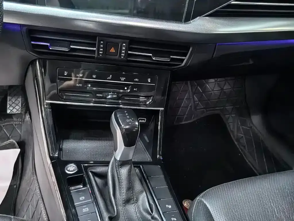 Volkswagen Passat — фото 6