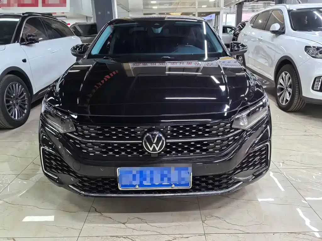 Volkswagen Passat — фото 2