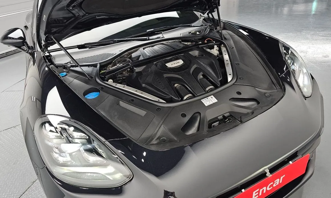 Porsche Panamera 2021 из KR, фото 9