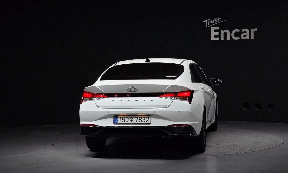 Hyundai AVANTE 2023 из KR, фото 3