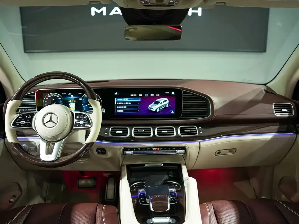 Mercedes-Benz GLS — фото 10