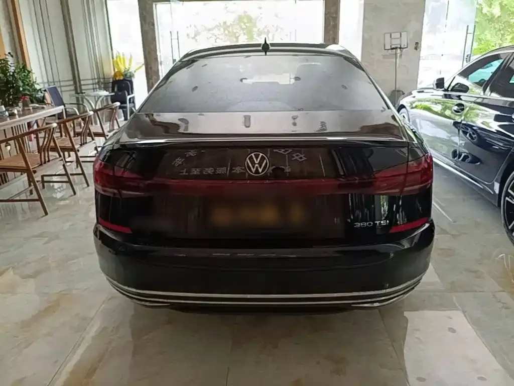 Volkswagen Passat — фото 7